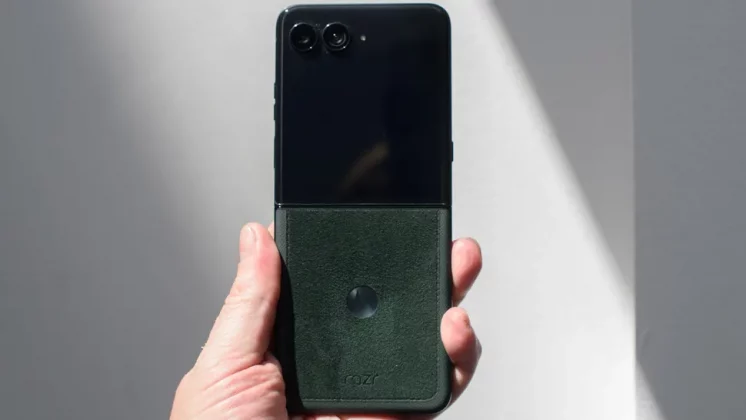 Обзор Motorola Razr 60 Ultra: наконец-то настоящий флагман Razr фото