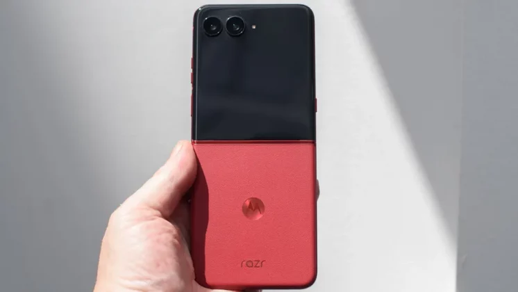 Обзор Motorola Razr 60 Ultra: наконец-то настоящий флагман Razr фото