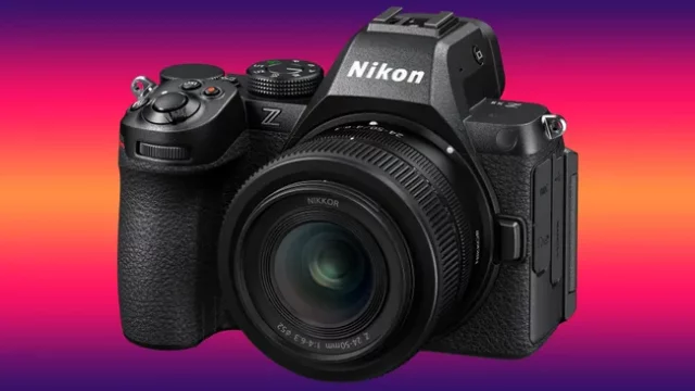 Первый взгляд на Nikon Z5 II – мощность без цены