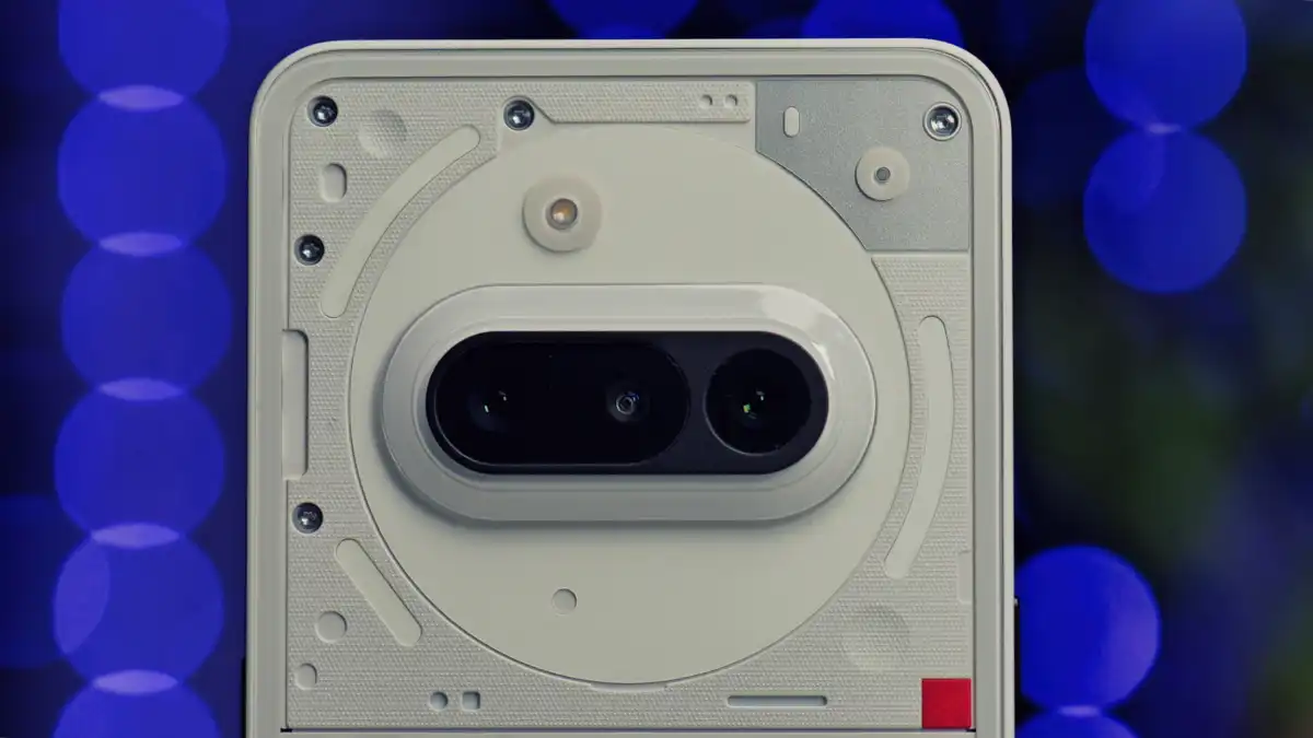 Nothing Phone (3a) против Phone (3a) Pro