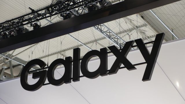 One UI 7 Samsung возобновляет обновление One UI 7 после устранения критических ошибок