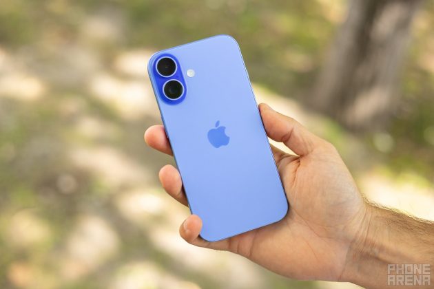 OnePlus 13T — это улучшенная версия флагмана OnePlus 13 фото