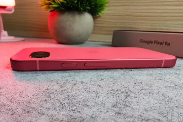 Первые впечатления от Google Pixel 9a фото