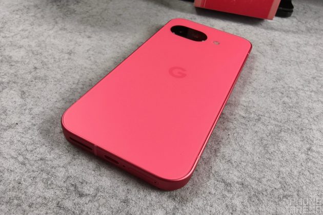 Первые впечатления от Google Pixel 9a фото