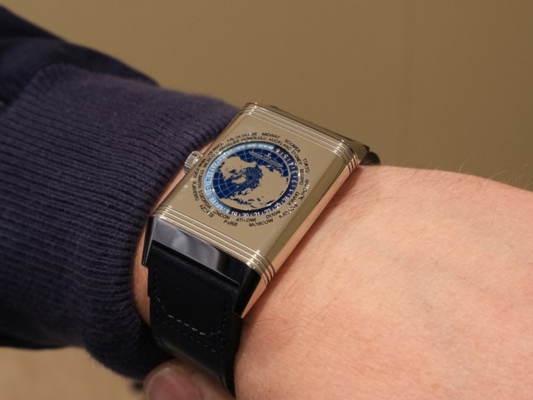 Познакомьтесь с потрясающим великолепием новых часов Jaeger-LeCoultre картинка Reverso Tribute Geographic