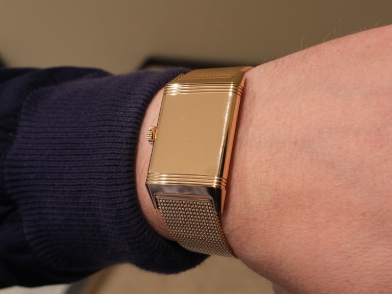 Познакомьтесь с потрясающим великолепием новых часов Jaeger-LeCoultre картинка Reverso Tribute Monoface Small Seconds