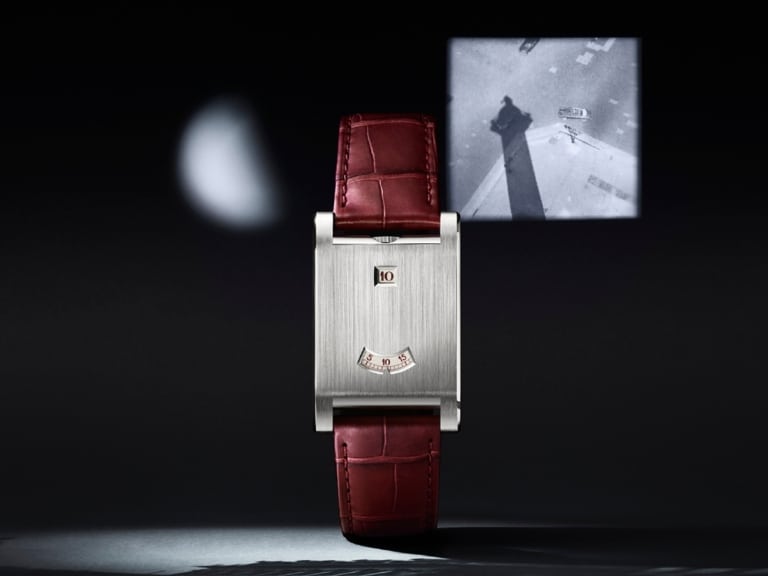 Часы Cartier Tank à Guichets