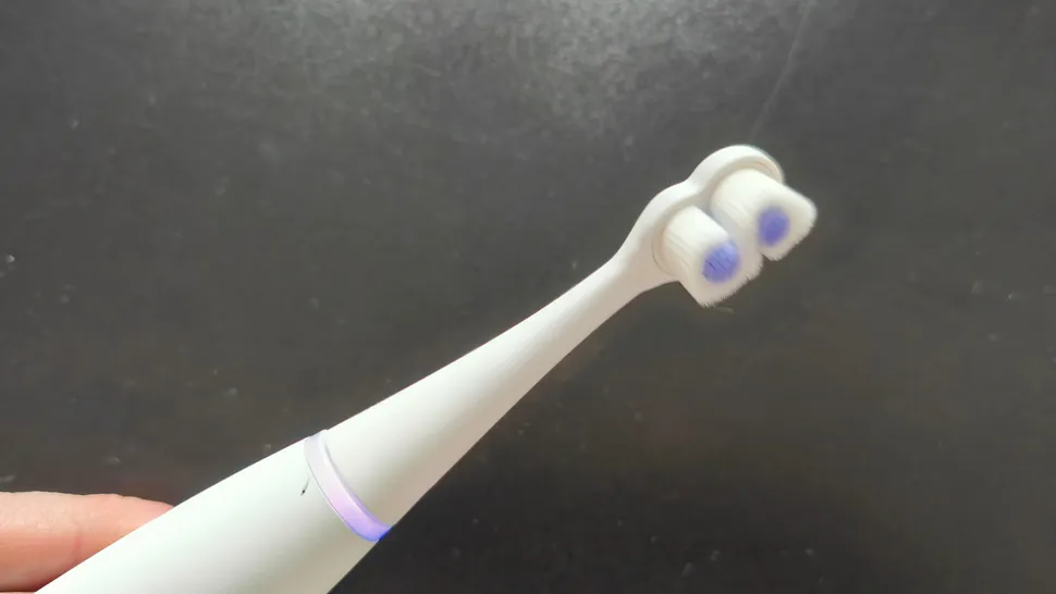 Обзор Ultim8 by Supermouth: отличная базовая зубная щетка картинка Ultim8 by Supermouth