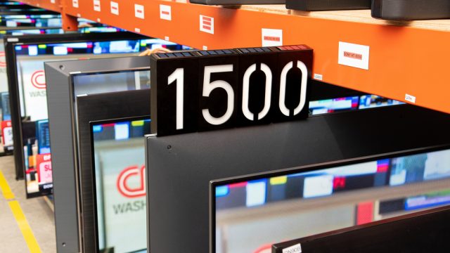 Лучшие телевизоры до 150 000 рублей