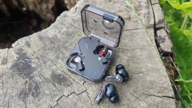 Чего не хватает Nothing Ear — и будет ли это в 2025 года-1