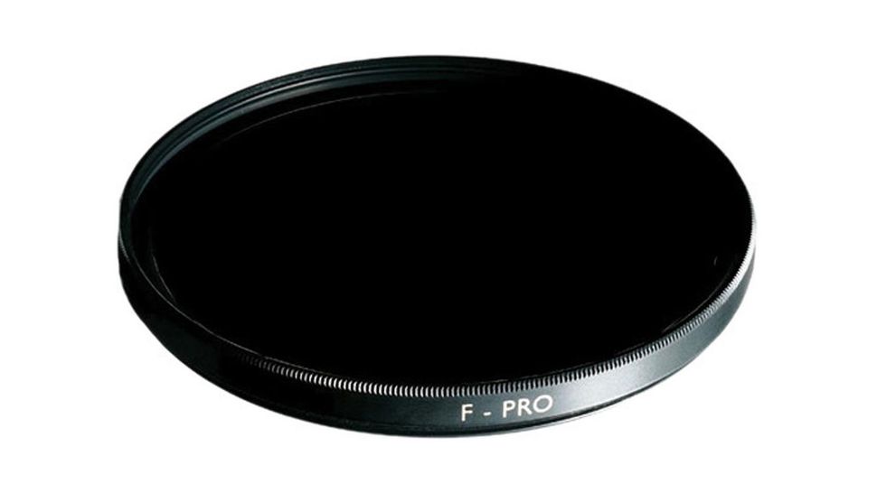 ИК-фильтры для фото: магия невидимого спектра картинка B+W 093 IR filter 830-2