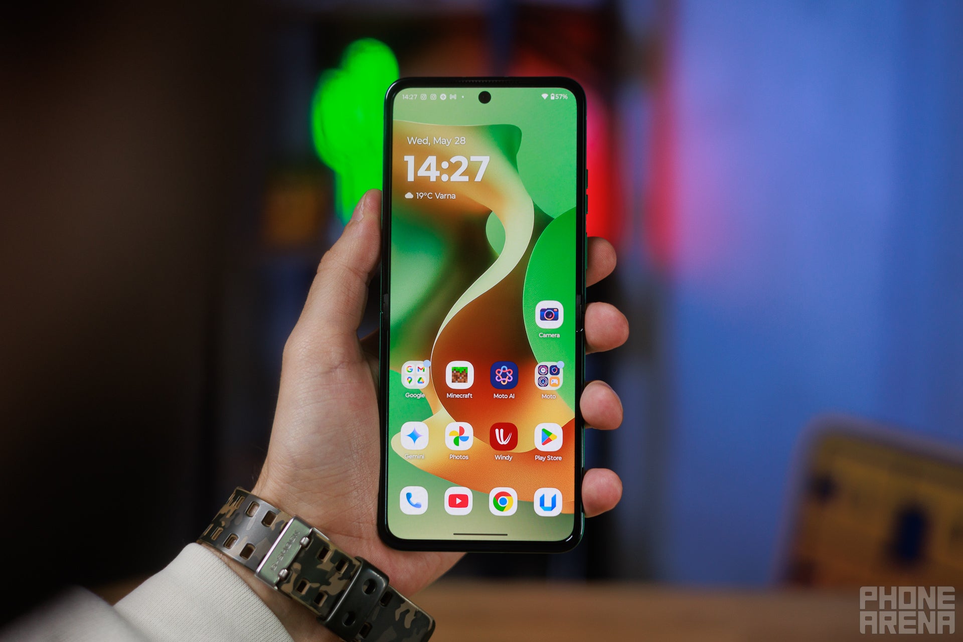 Motorola Razr 2025-13