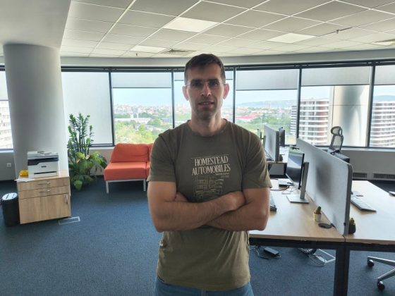 Motorola Razr 2025-16