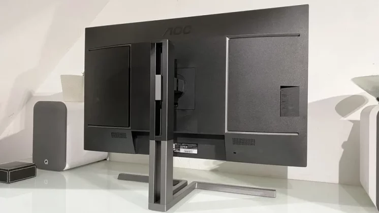 AOC Graphic Pro U32U3CV-4