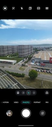 Motorola Razr 2025-28