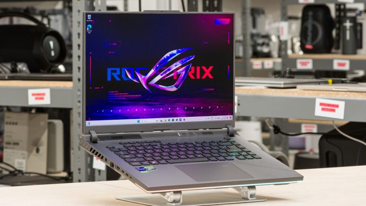 ASUS ROG Strix G16 (2024)-2