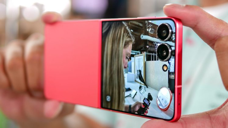 Samsung Galaxy Z Flip 7