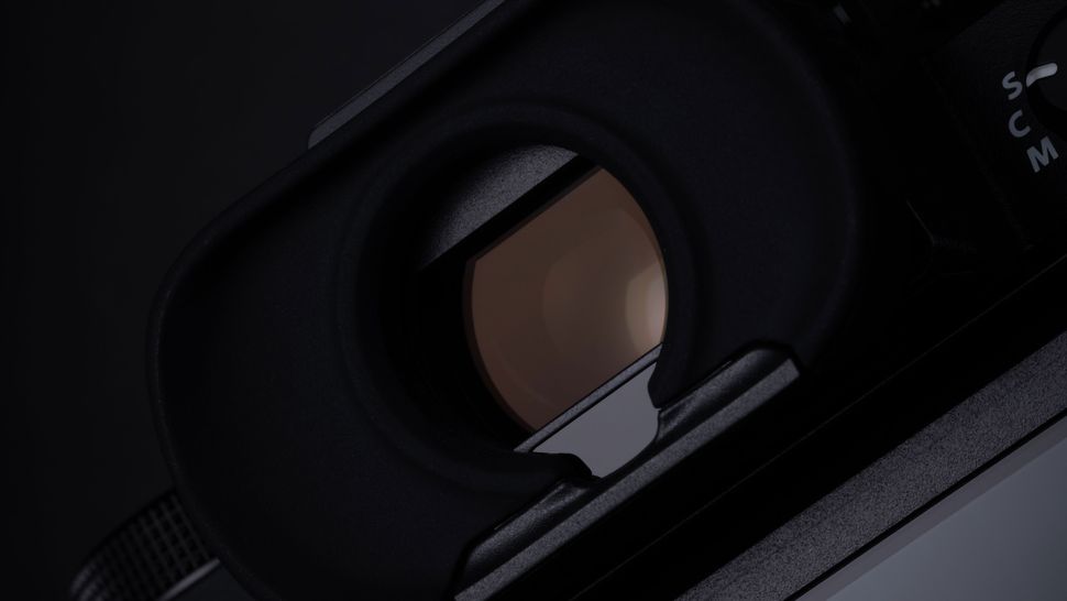 Fujifilm GFX 100S II или Fujifilm GFX 100S-6