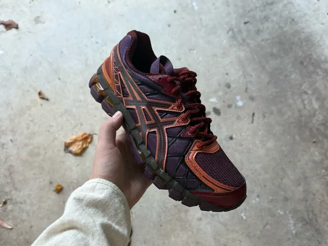ASICS UB10-S GEL-KAYANO 20