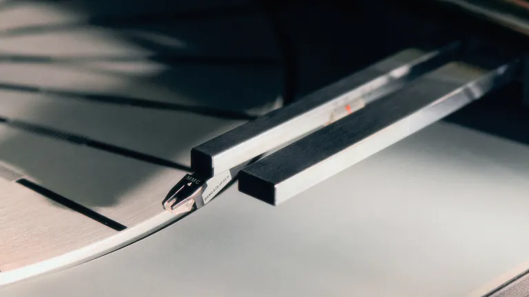 Beosystem 3000c – легендарный проигрыватель возвращается в ограниченном издании картинка Beosystem 3000c