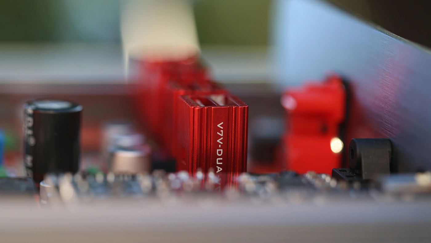 Обзор Burson Audio V7 Vivid PRO: операционные усилители премиум-класса картинка Burson Audio V7 Vivid PRO