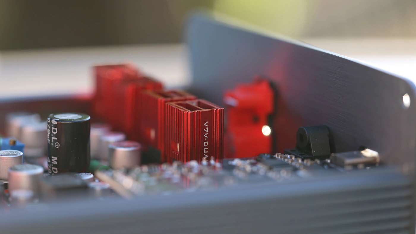 Обзор Burson Audio V7 Vivid PRO: операционные усилители премиум-класса картинка Burson Audio V7 Vivid PRO