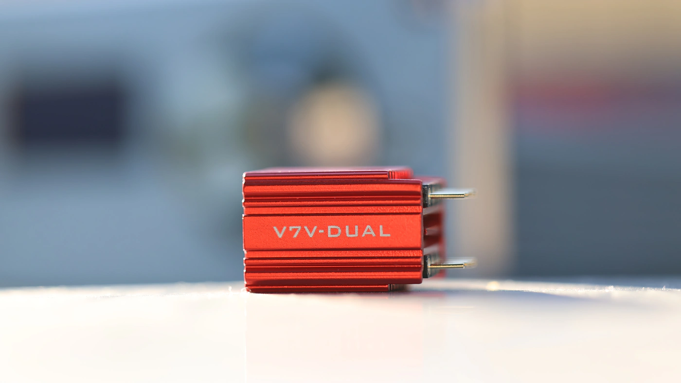 Обзор Burson Audio V7 Vivid PRO: операционные усилители премиум-класса картинка Burson Audio V7 Vivid PRO