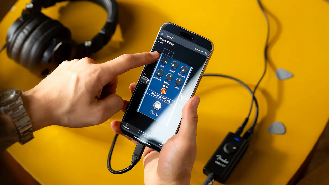 360151Fender Studio превращает ваш гаджет в полноценную студию — и это бесплатно!