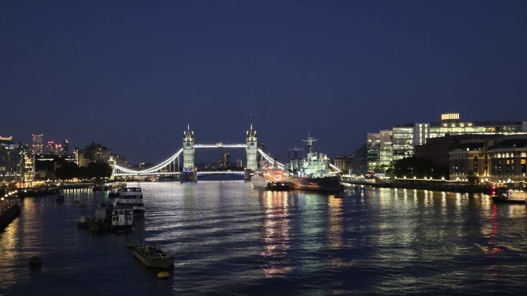 Обзор Galaxy S25 Edge: ультрасовременный флагман без сюрпризов фото