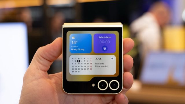 Galaxy Z Flip 7: утечка раскрывает детали революционного экрана