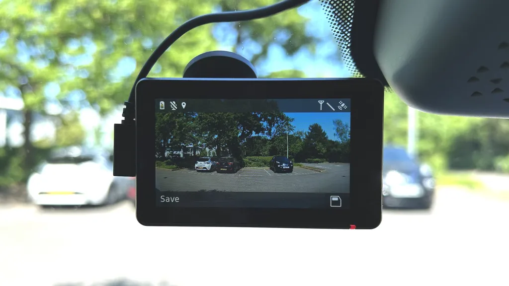Garmin Dash Cam Live