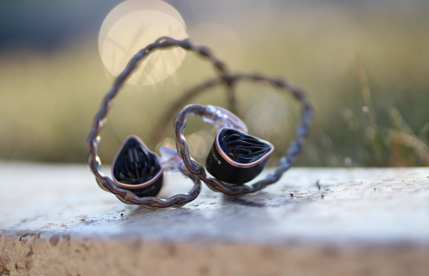 Обзор HIDIZS MS5: один динамик и море удовольствия картинка HIDIZS MS5