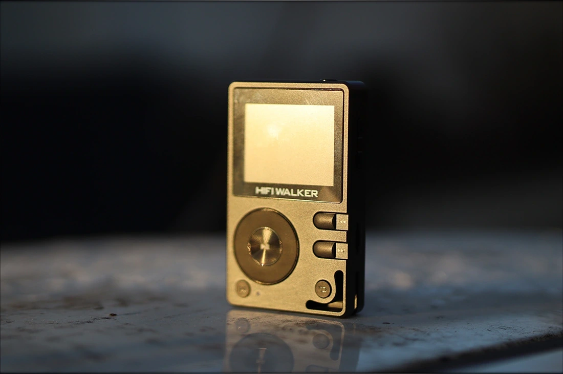 HIFI Walker H2: обзор бюджетного ретро-плеера за 10 тыс. руб. картинка HIFI Walker H2