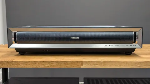 Обзор Hisense PX3: мощный ультракороткофокусный проектор картинка Hisense PX3