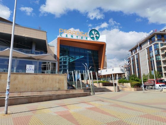 Обзор Honor 400 5G: соответствует ли форма содержанию? фото