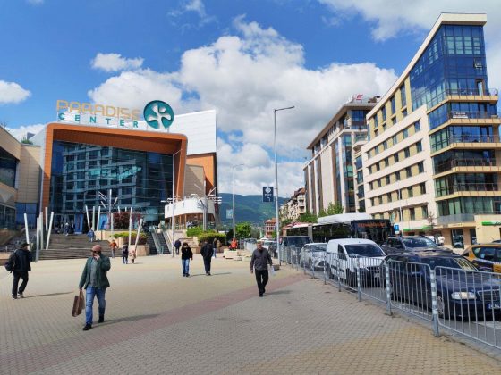 Обзор Honor 400 5G: соответствует ли форма содержанию? фото