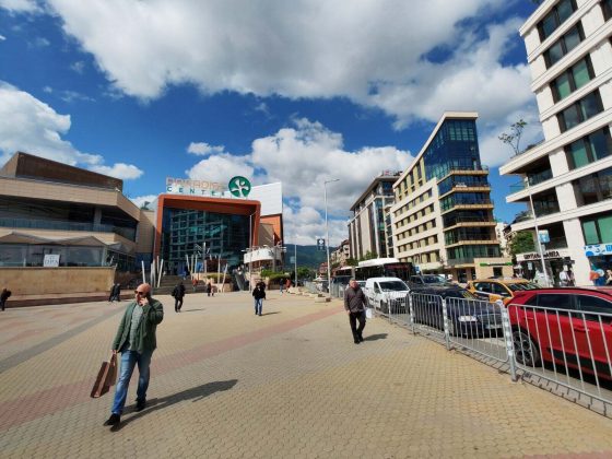 Обзор Honor 400 5G: соответствует ли форма содержанию? фото