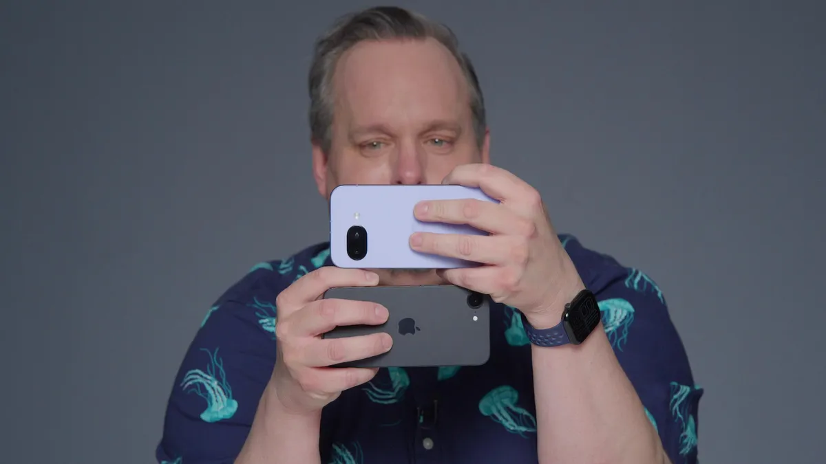 камера iPhone 16E против Pixel 9A