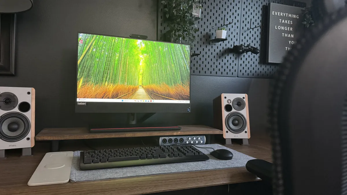 Lenovo ThinkCentre M90a Gen 5