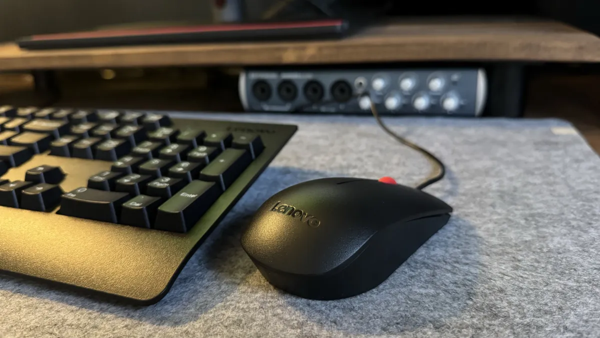 Lenovo ThinkCentre M90a Gen 5