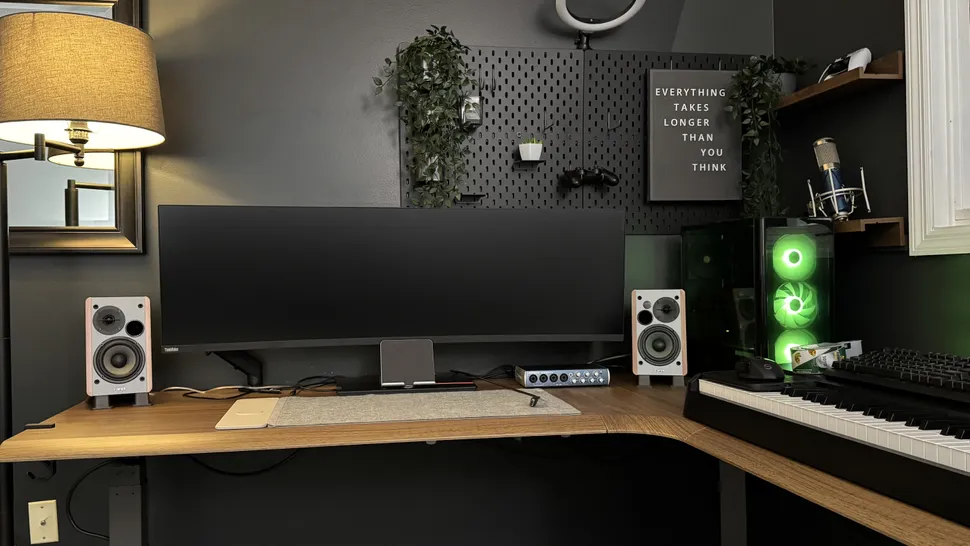 Обзор Lenovo ThinkVision P49w-30: сверхширокий «зверь» для профессионалов картинка Lenovo ThinkVision P49w-30