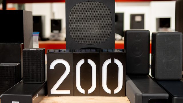 Лучшая звуковая панель стоимостью менее 20 тыс.руб. в 2025 году