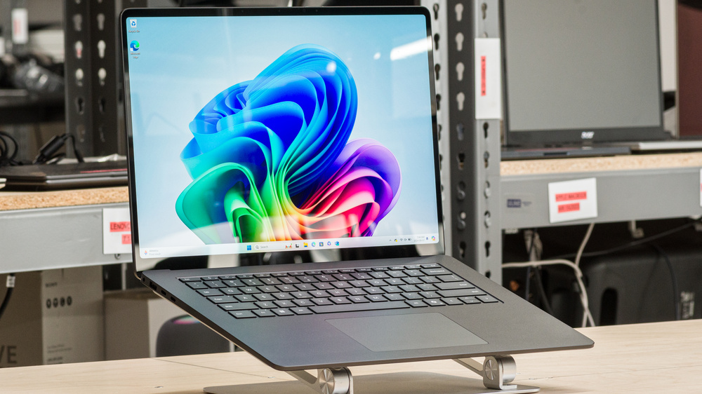 Microsoft Surface Laptop 7th Edition 15