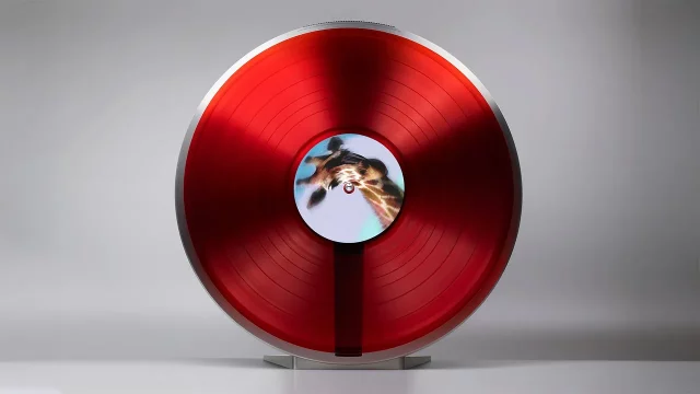 Miniot Wheel 3 Miniot Wheel 3 — проигрыватель, который переворачивает представление о виниле