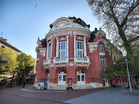 Moto G Stylus 5G (2025) против Moto G Power 5G (2025) фото