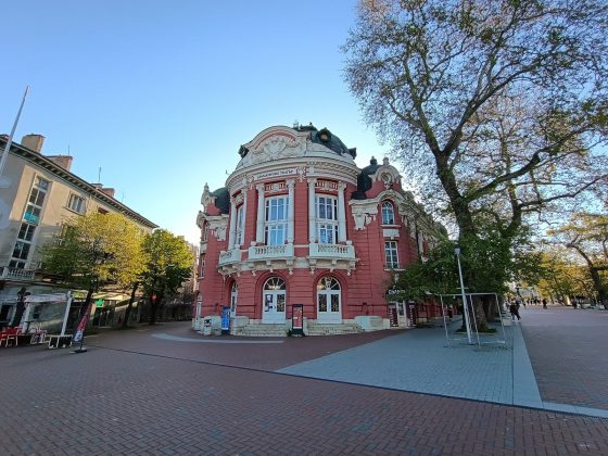 Moto G Stylus 5G (2025) против Moto G Power 5G (2025) фото