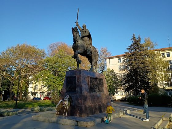 Moto G Stylus 5G (2025) против Moto G Power 5G (2025) фото