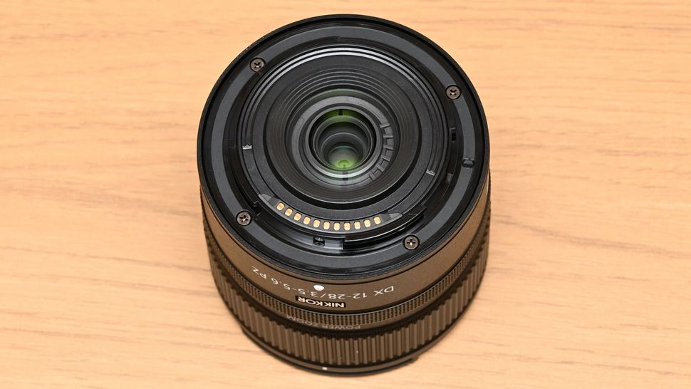 Nikon Z DX 12-28mm f 3.5-5.6 PZ VR