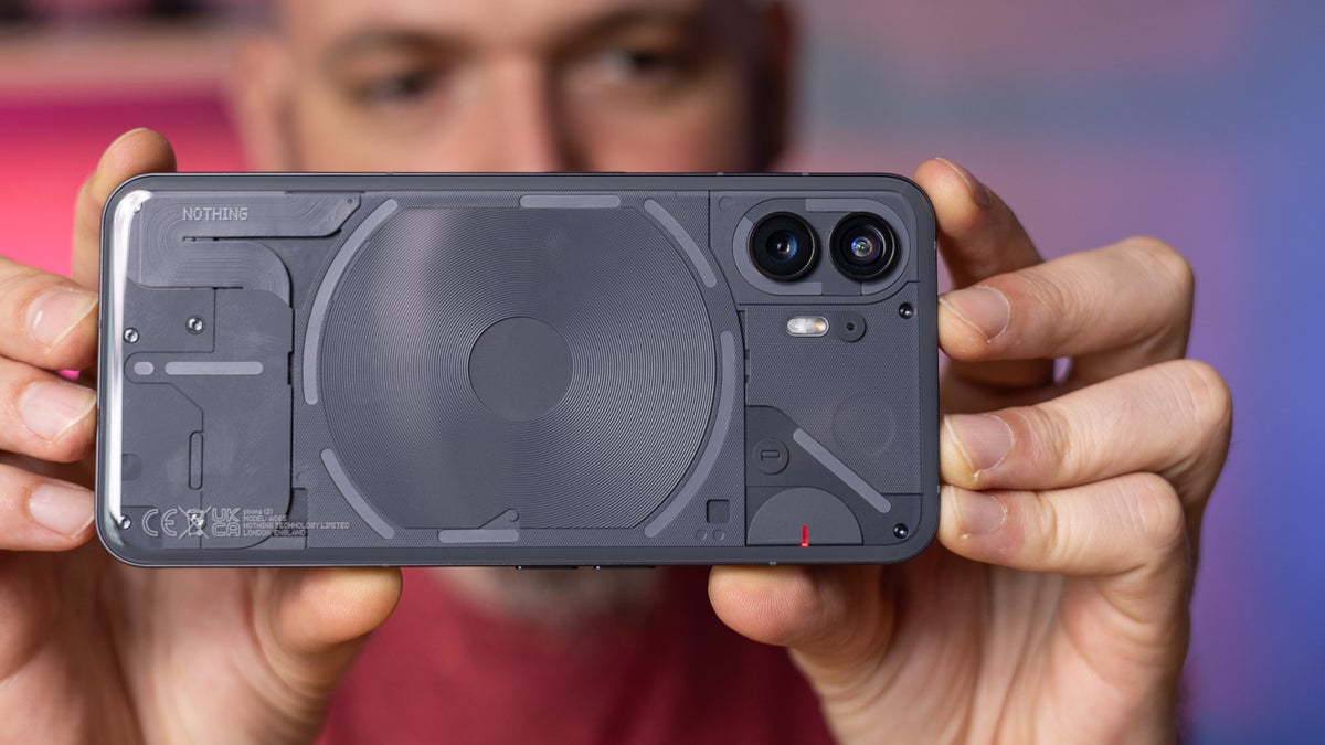 355729Новый Nothing Phone 3: стильный дизайн и неожиданный ценник