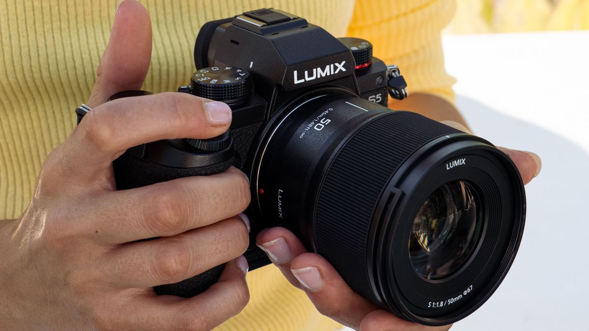 Panasonic Lumix S 50mm f 1.8